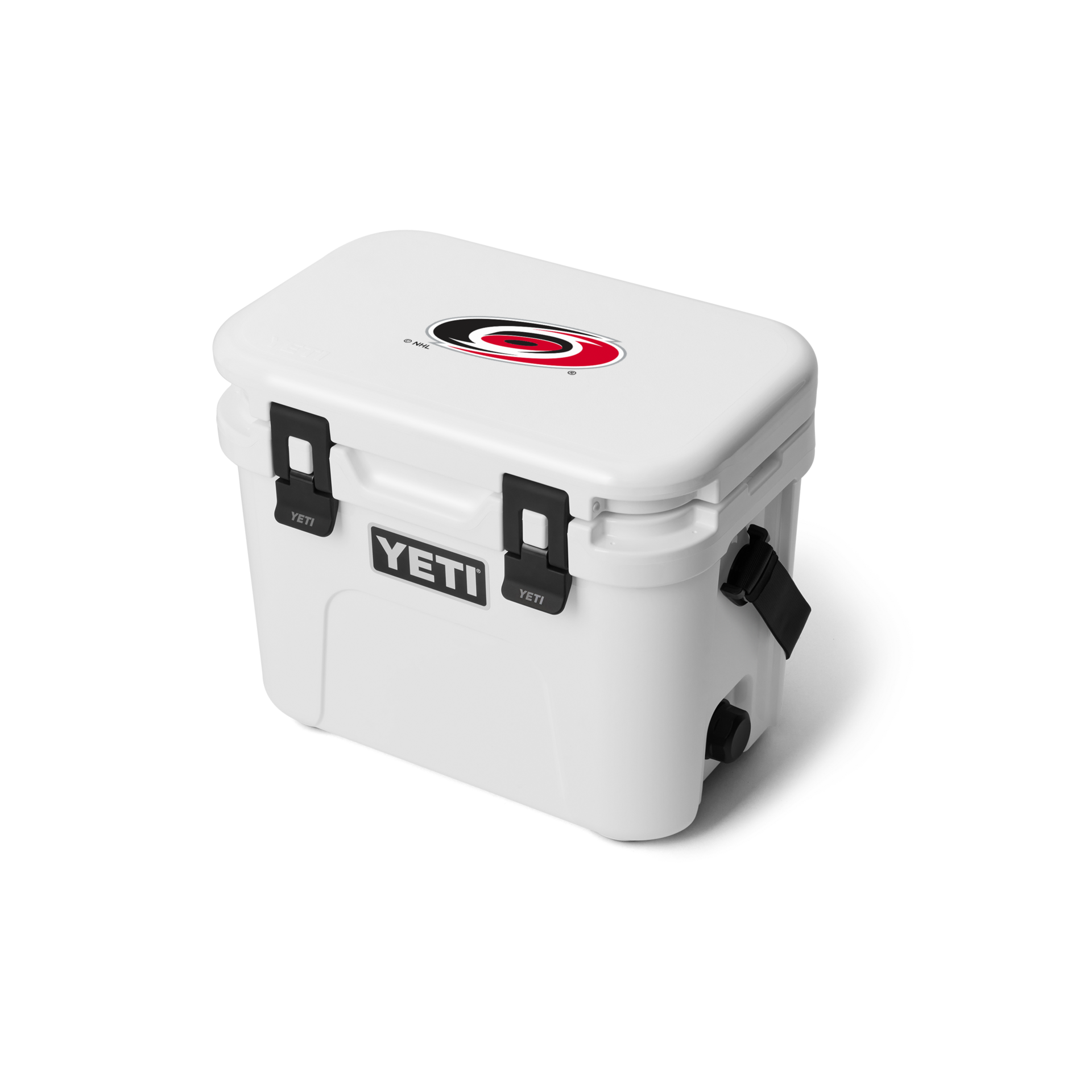 Roadie&reg; 15 Hard Cooler