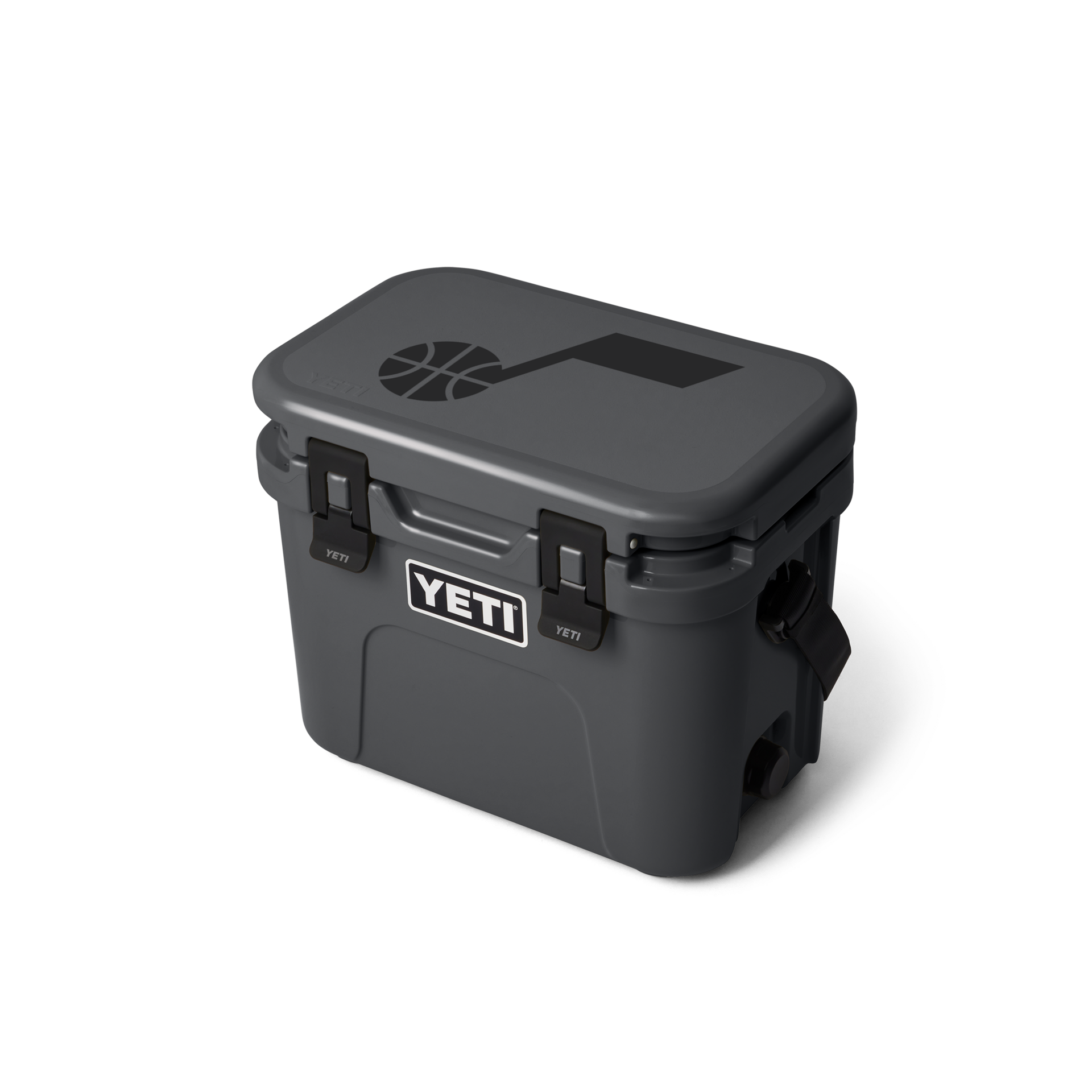 Roadie&reg; 15 Hard Cooler