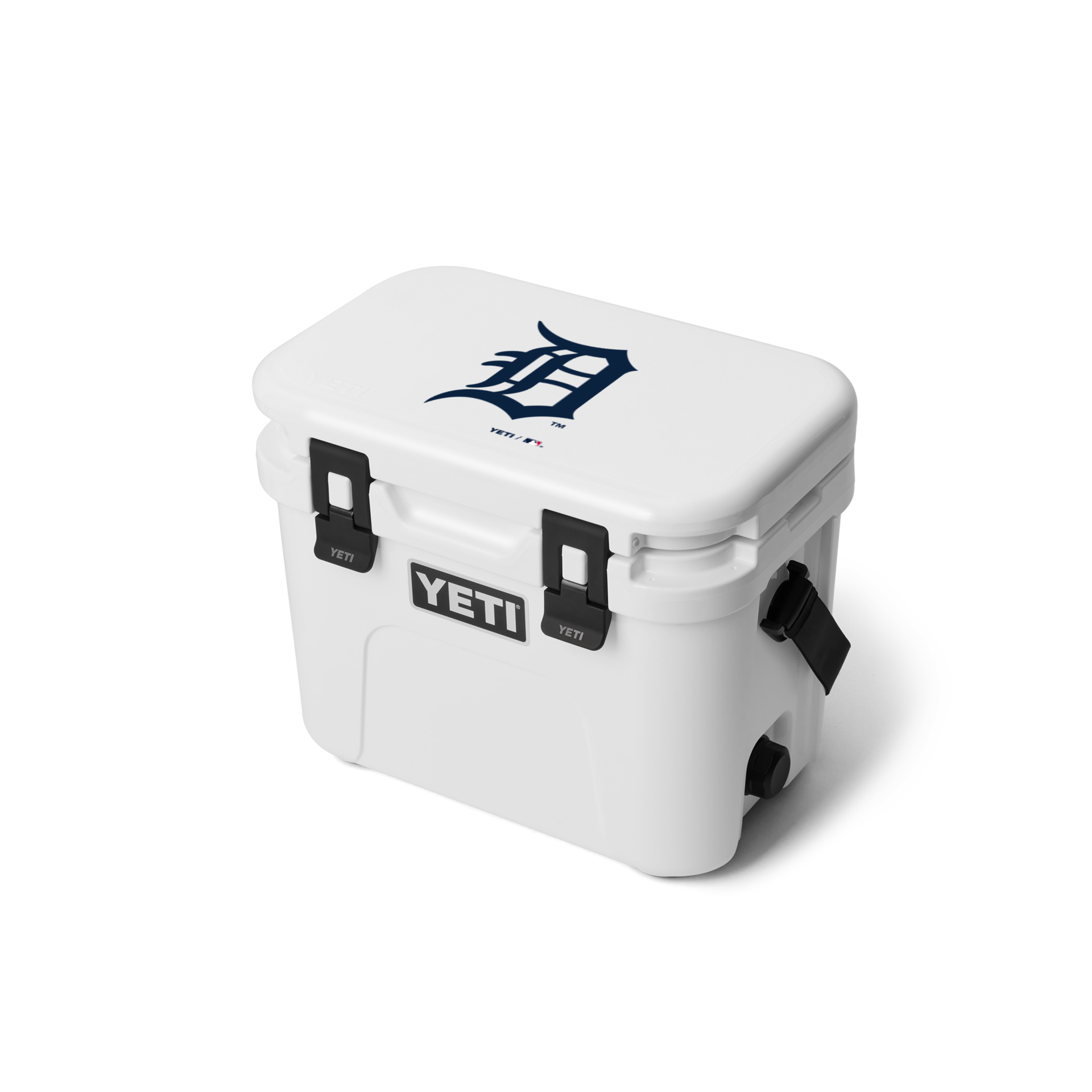Roadie&reg; 15 Hard Cooler
