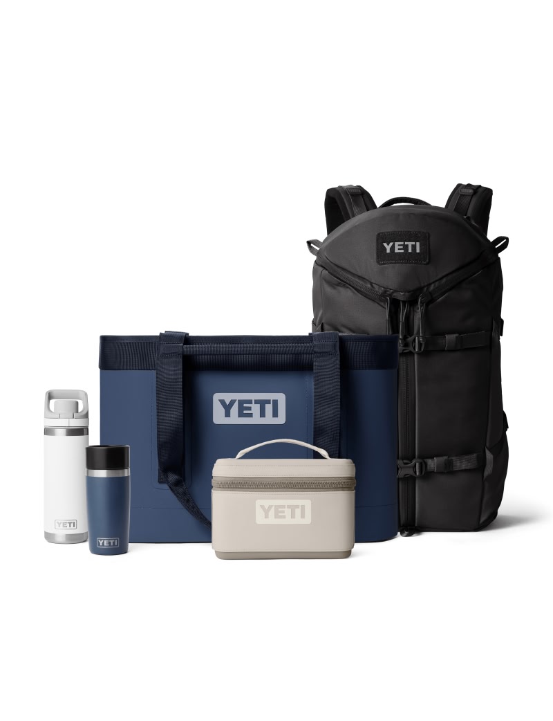 YETI Rambler 20 oz Travel Mug with StrongHold Lid