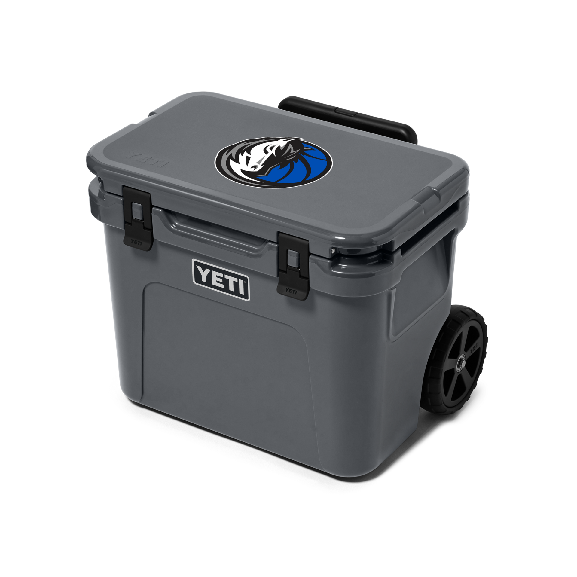 Roadie&reg; 32 Wheeled Cooler