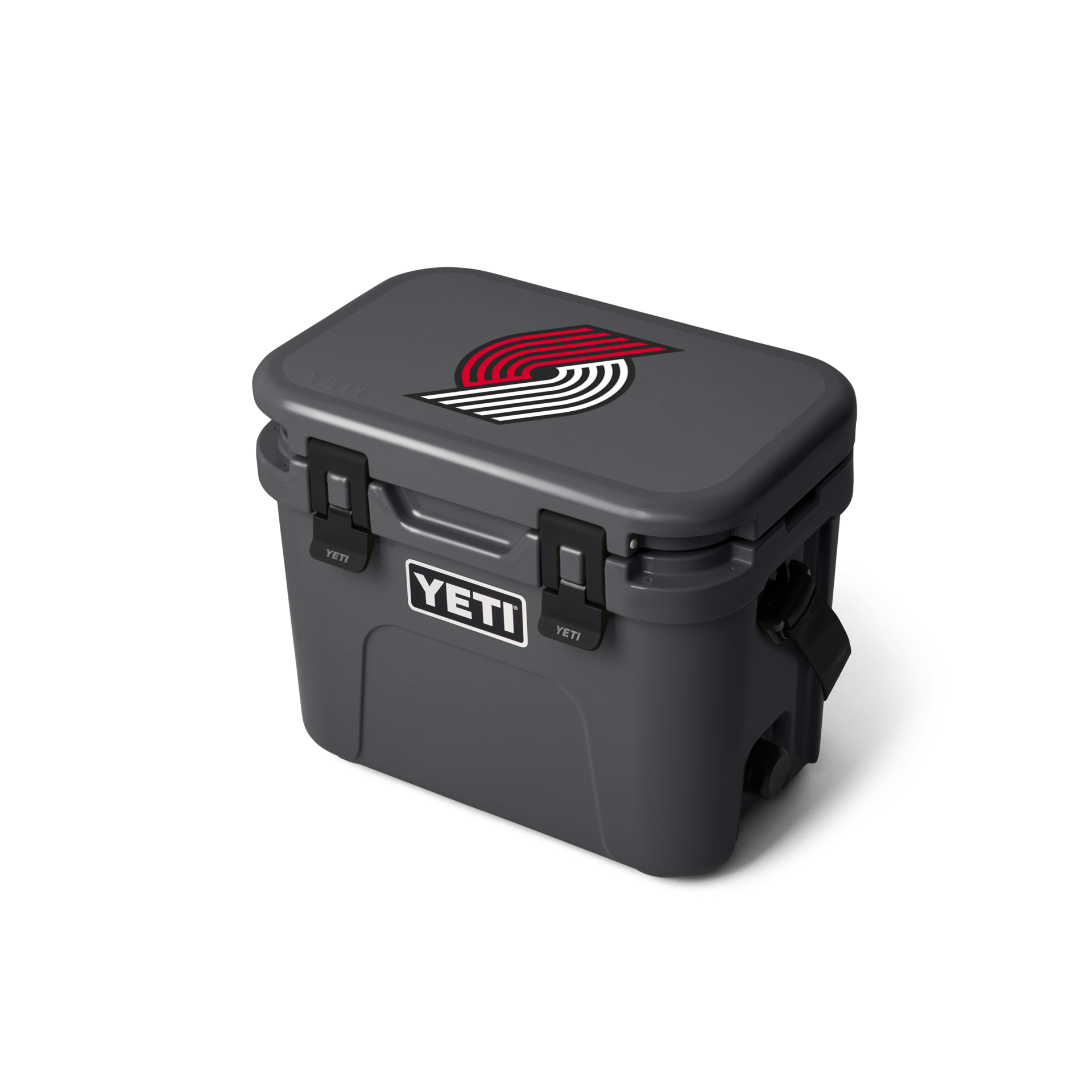 Roadie&reg; 15 Hard Cooler