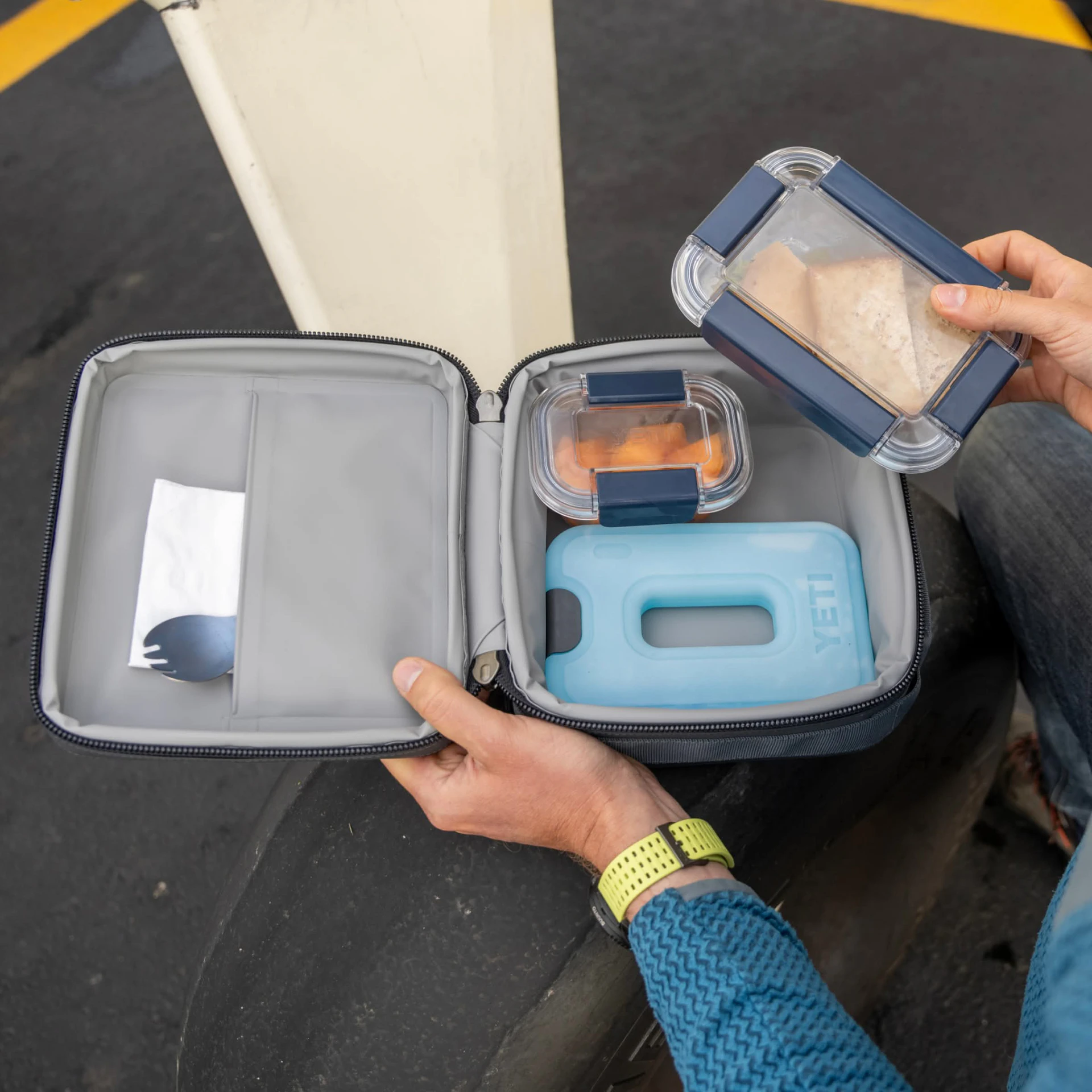 Daytrip 3L Lunch Box thumbnail 3