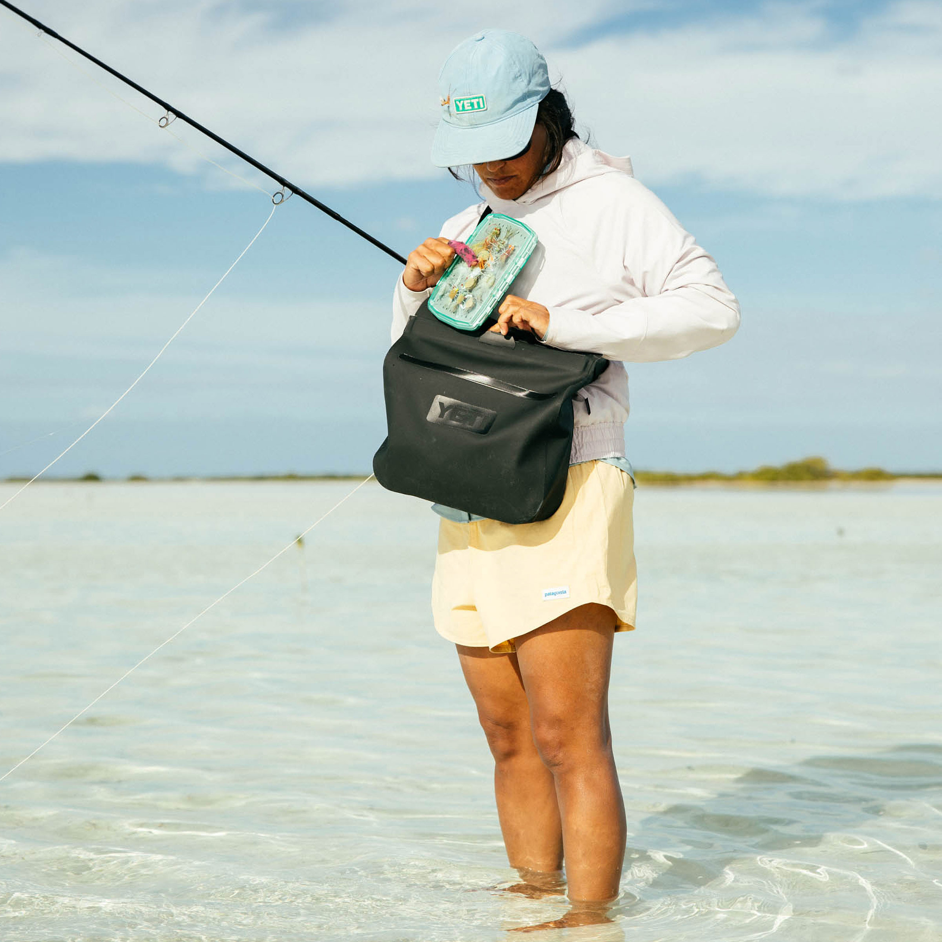 6L Waterproof Gear Case, Black, large