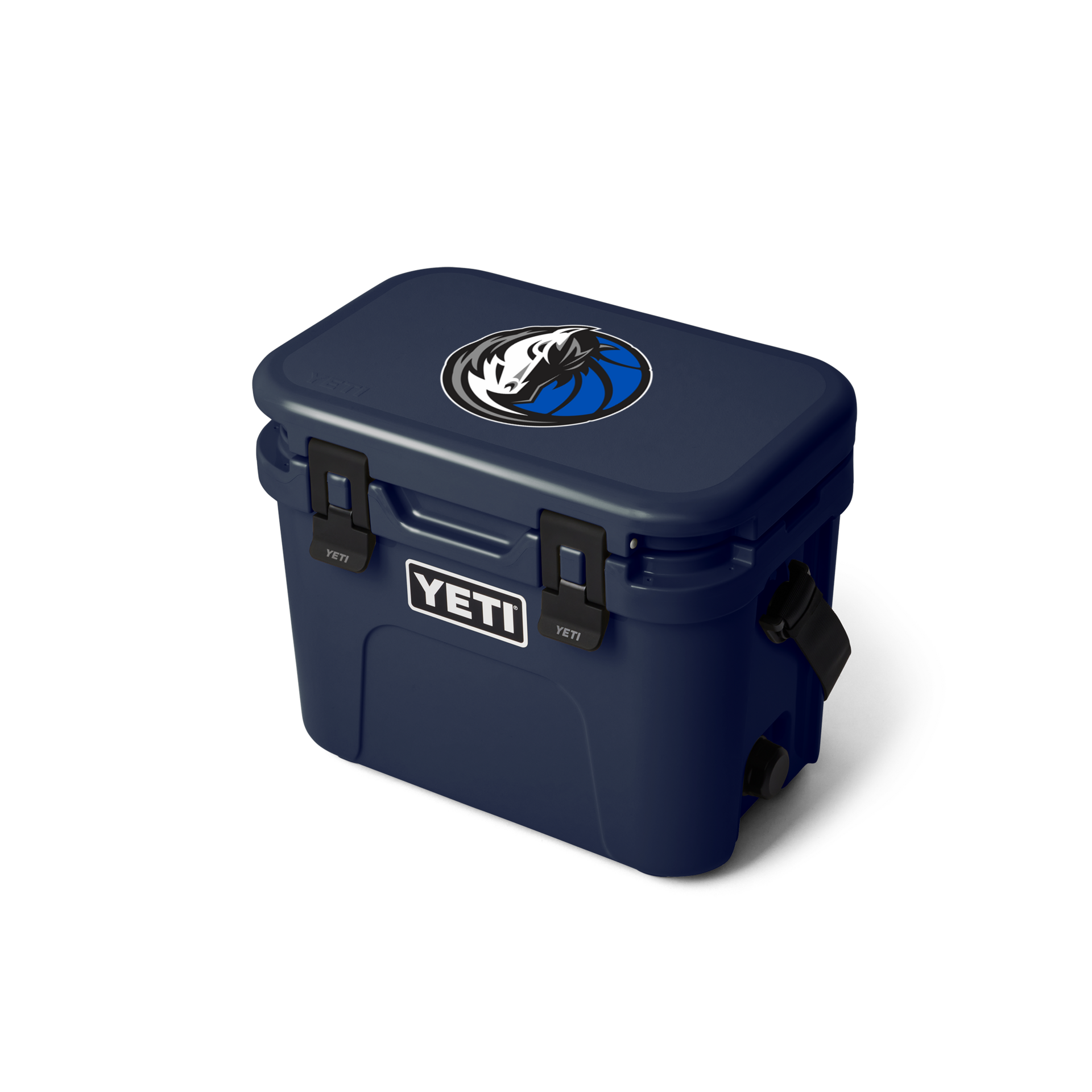 Roadie&reg; 15 Hard Cooler