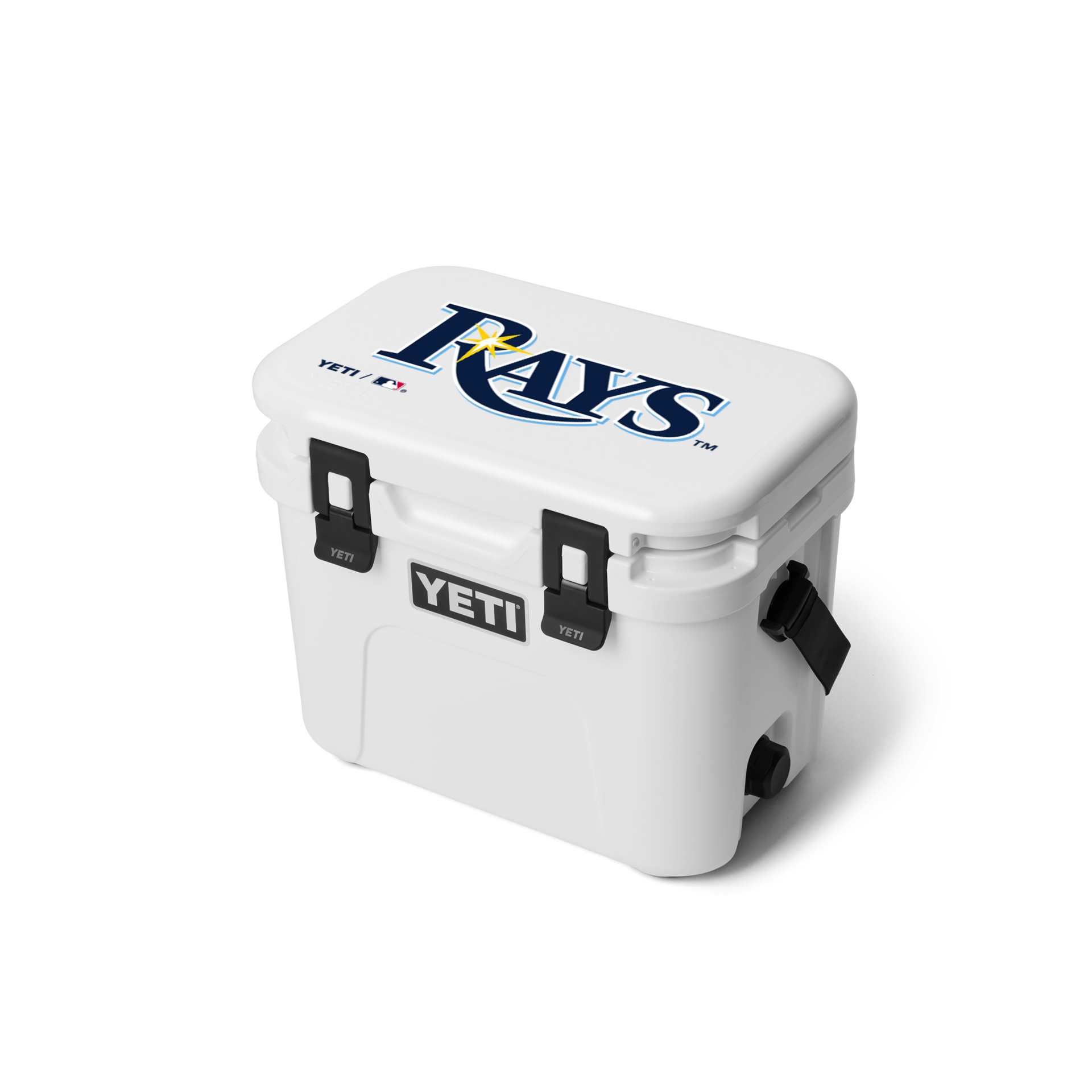 Roadie&reg; 15 Hard Cooler