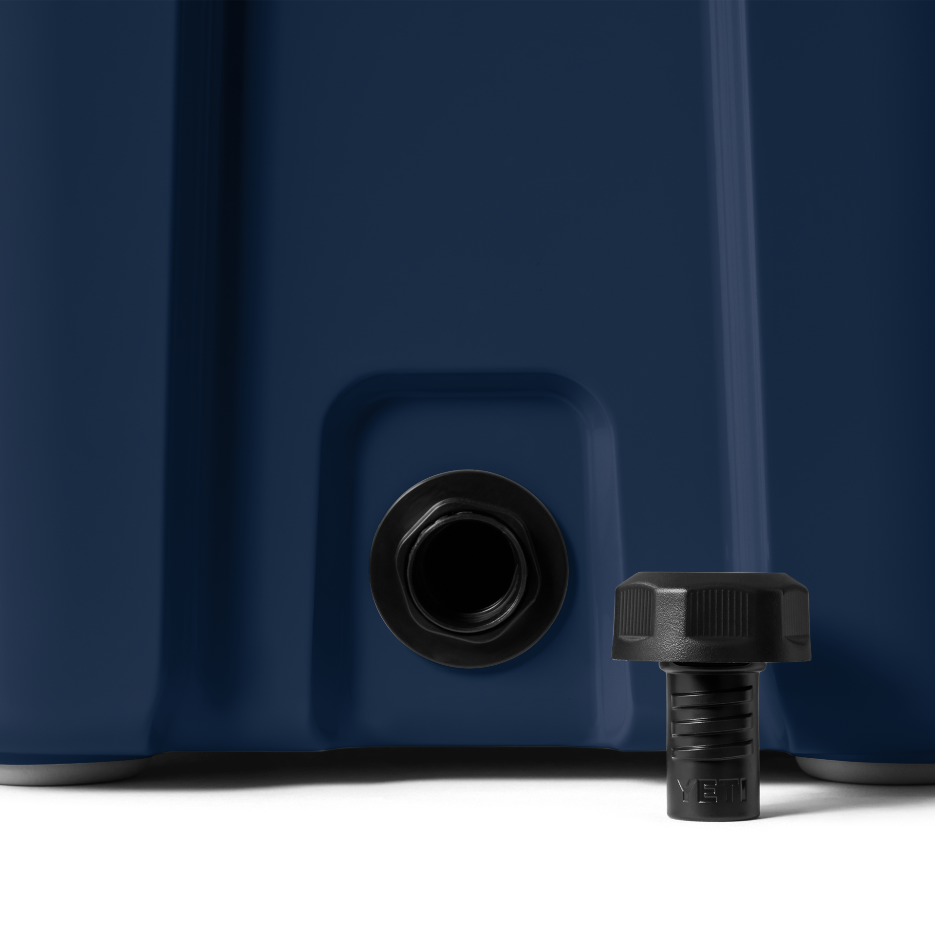 Roadie&reg;, Navy, large