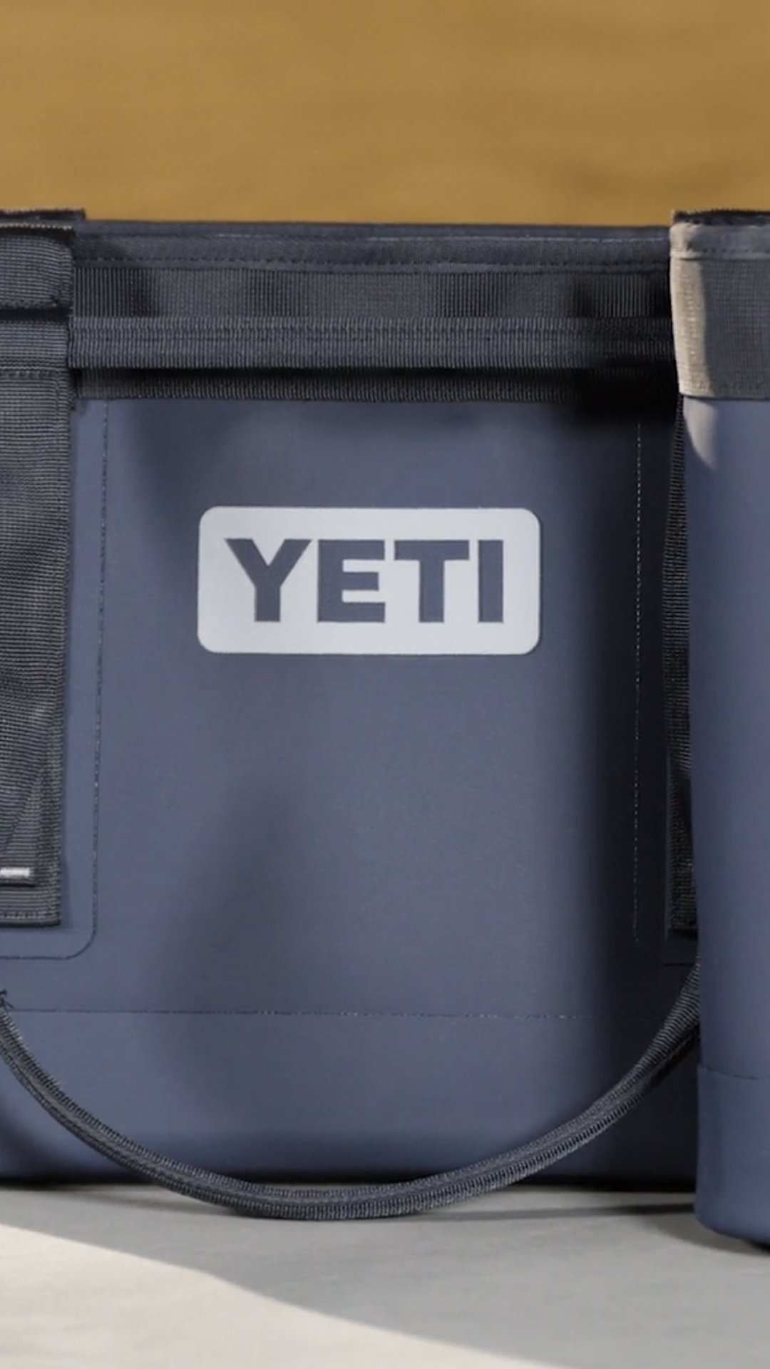 YETI Camino Zip 12L Carryall Tote Bag