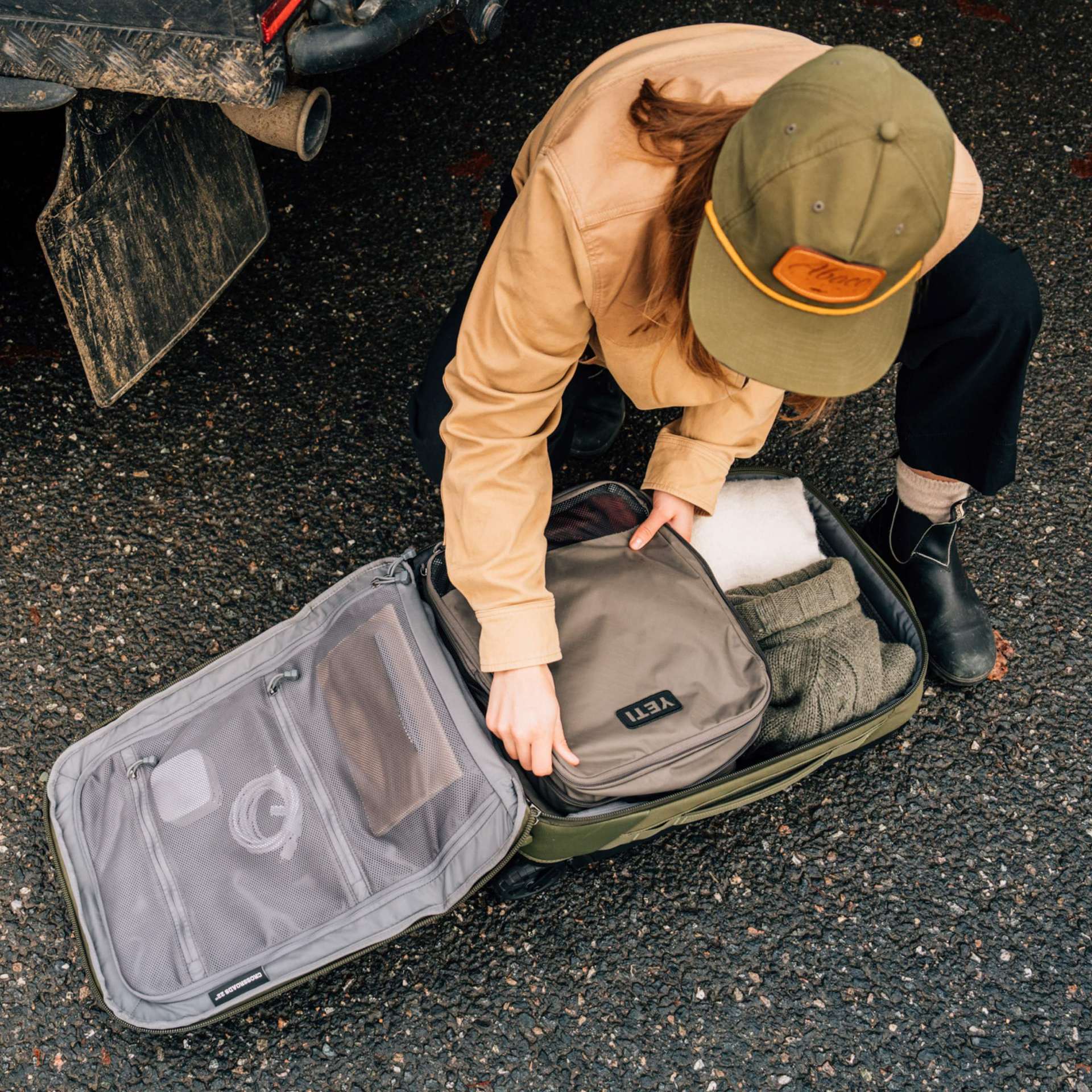 35L/22" Carry-On Luggage, Navy, large