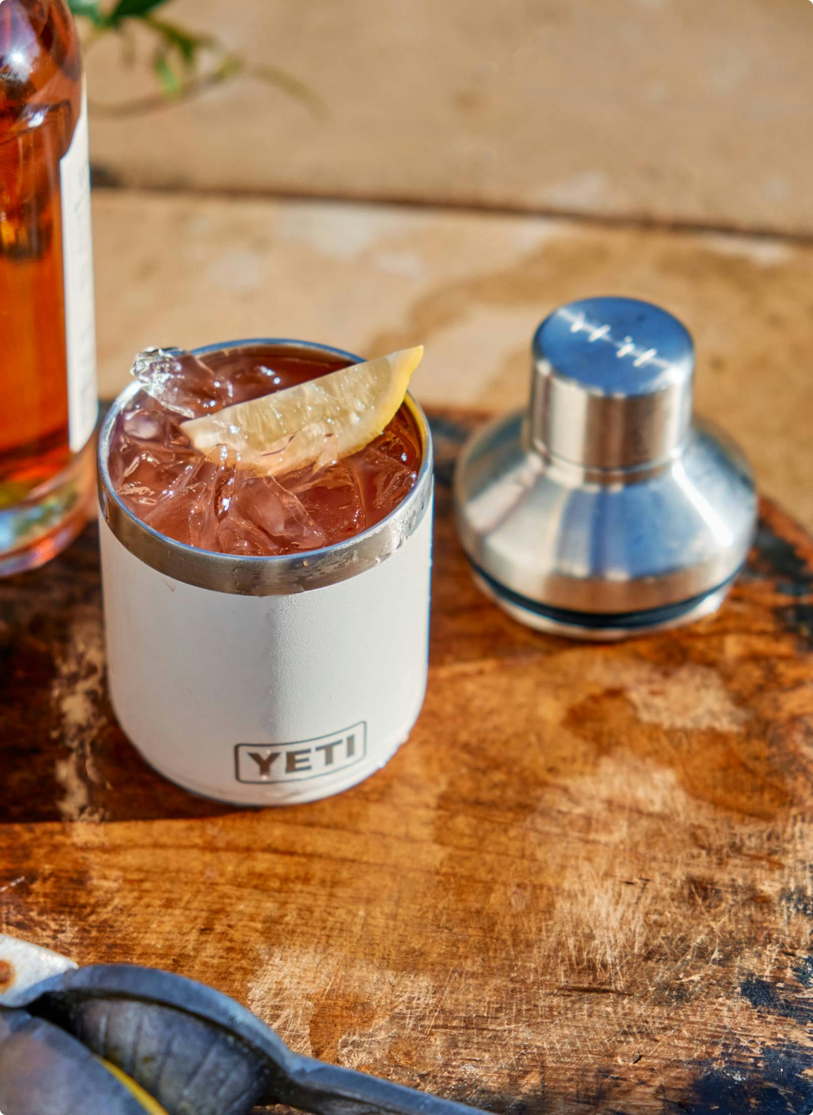 bourbon buck cocktail