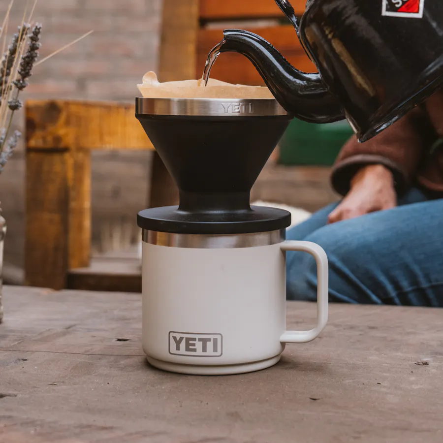 YETI Rambler Taza apilable 14 oz beige
