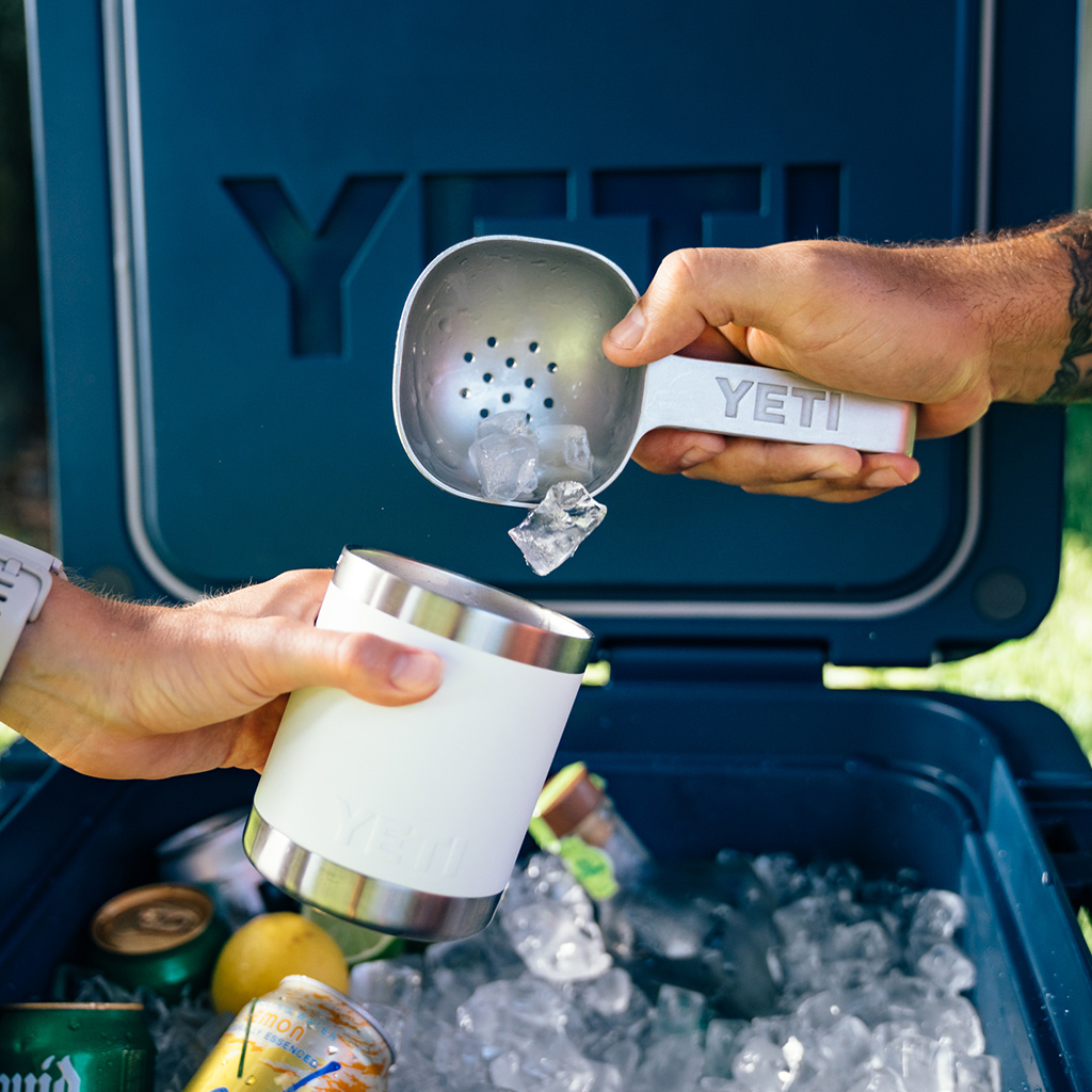 YETI ステンレススチール スプーン　ICE SCOOP YETI™ Ice Scoop – YETI EUROPE
